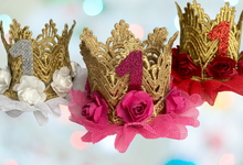 Load image into Gallery viewer, White - 1st. Birthday Crown - Crown Party Hat - Fantastic Elastic Company